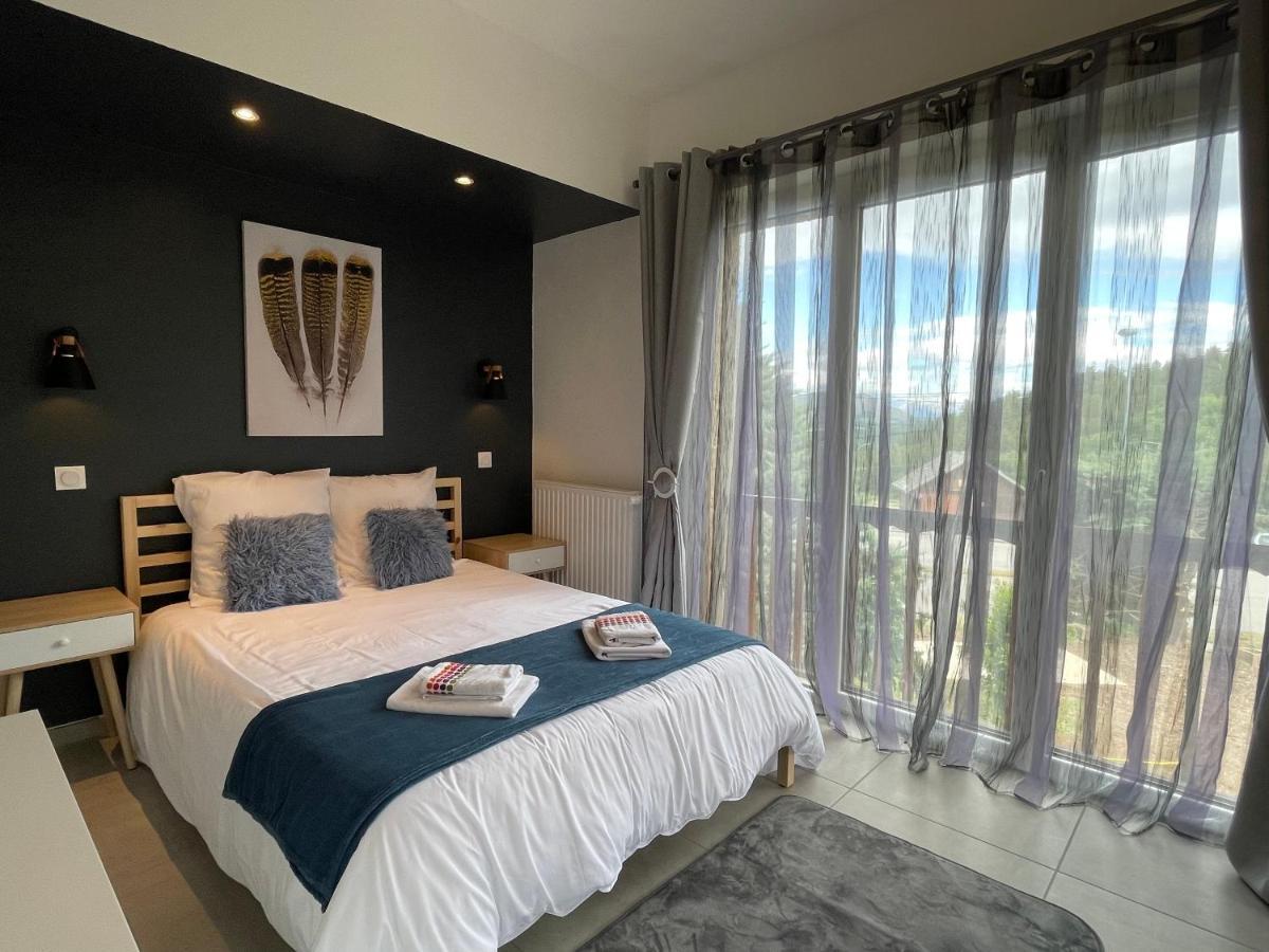 Maison L'Aiguille - 2 Appartements, 5 Chambres Et Table D'Hotes Au Pied De La Montagne A La Station De Laye ภายนอก รูปภาพ