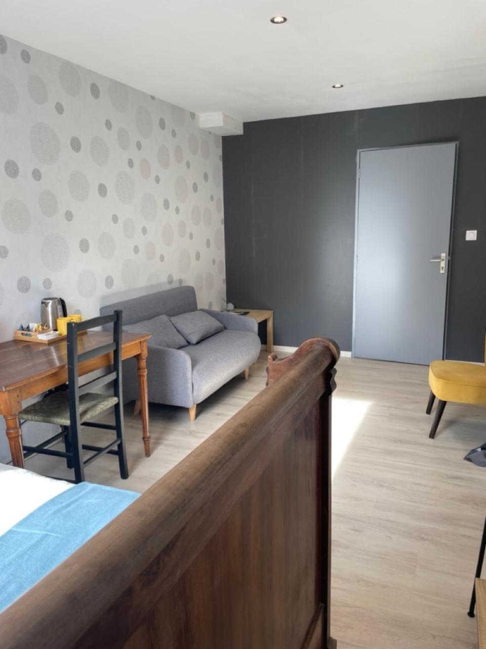 Maison L'Aiguille - 2 Appartements, 5 Chambres Et Table D'Hotes Au Pied De La Montagne A La Station De Laye ภายนอก รูปภาพ