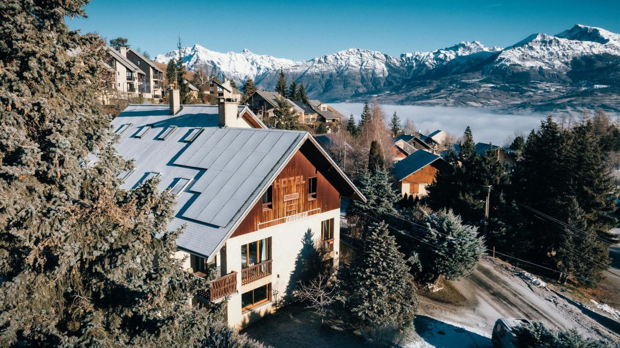 Maison L'Aiguille - 2 Appartements, 5 Chambres Et Table D'Hotes Au Pied De La Montagne A La Station De Laye ภายนอก รูปภาพ